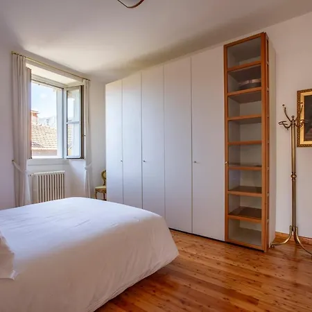 Apartment La Finestra Sul