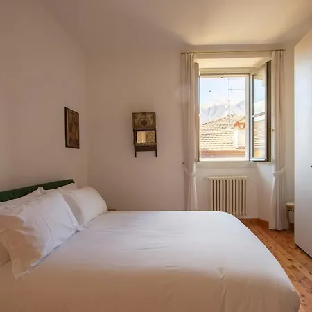 Apartment La Finestra Sul