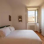 Apartment La Finestra Sul