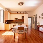 Apartment La Finestra Sul *